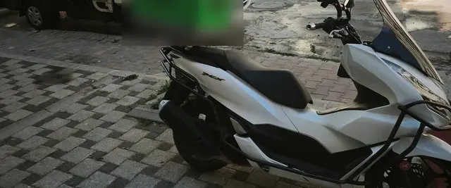 Honda PCX modelde ruhsata işlenmiş topcase projesi